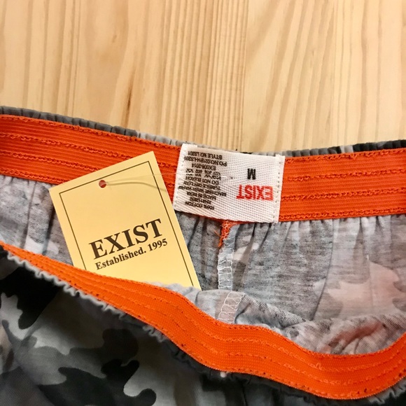 Junior Girls Camo Booty Shorts - Picture 4 of 4